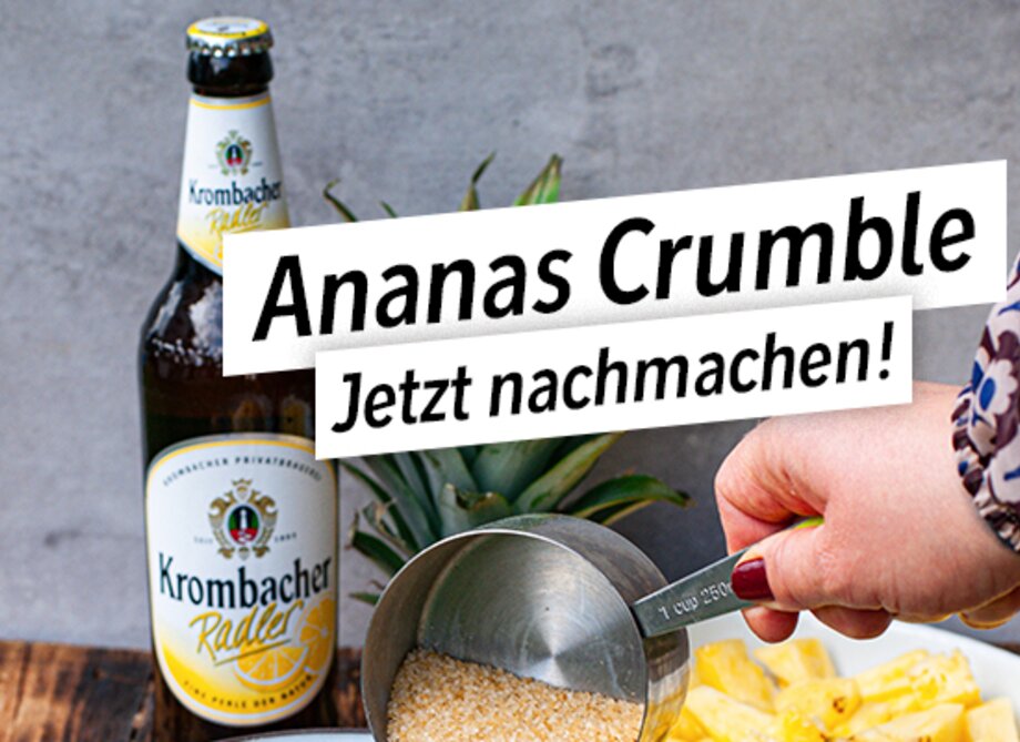 Ein mit Maisstärke veredelter Ananascrumble.