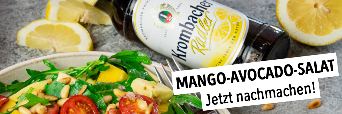 Ein Selbstgemachter Salat in einer Schüssel.