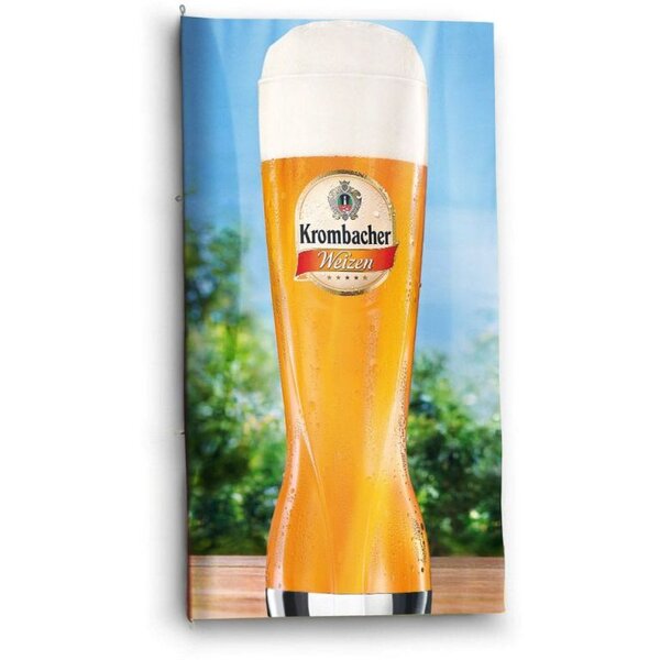 Hissflagge mit Krombacher Weizen Motiv.