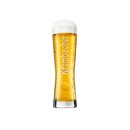 Krombacher Pils in hohem, schlankem Glas mit Krombacher Schriftzug.