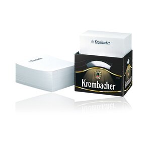 Originelle Notizzettelbox in der Form und im Design eines Krombacher Bierkastens.